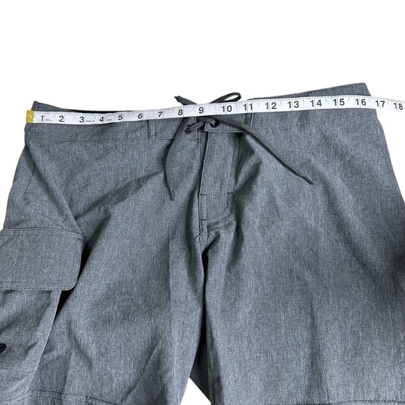 Docktails Women’s Gray Shorts With Built in Bottle Opener. Size 9 - Picture 3 of 8